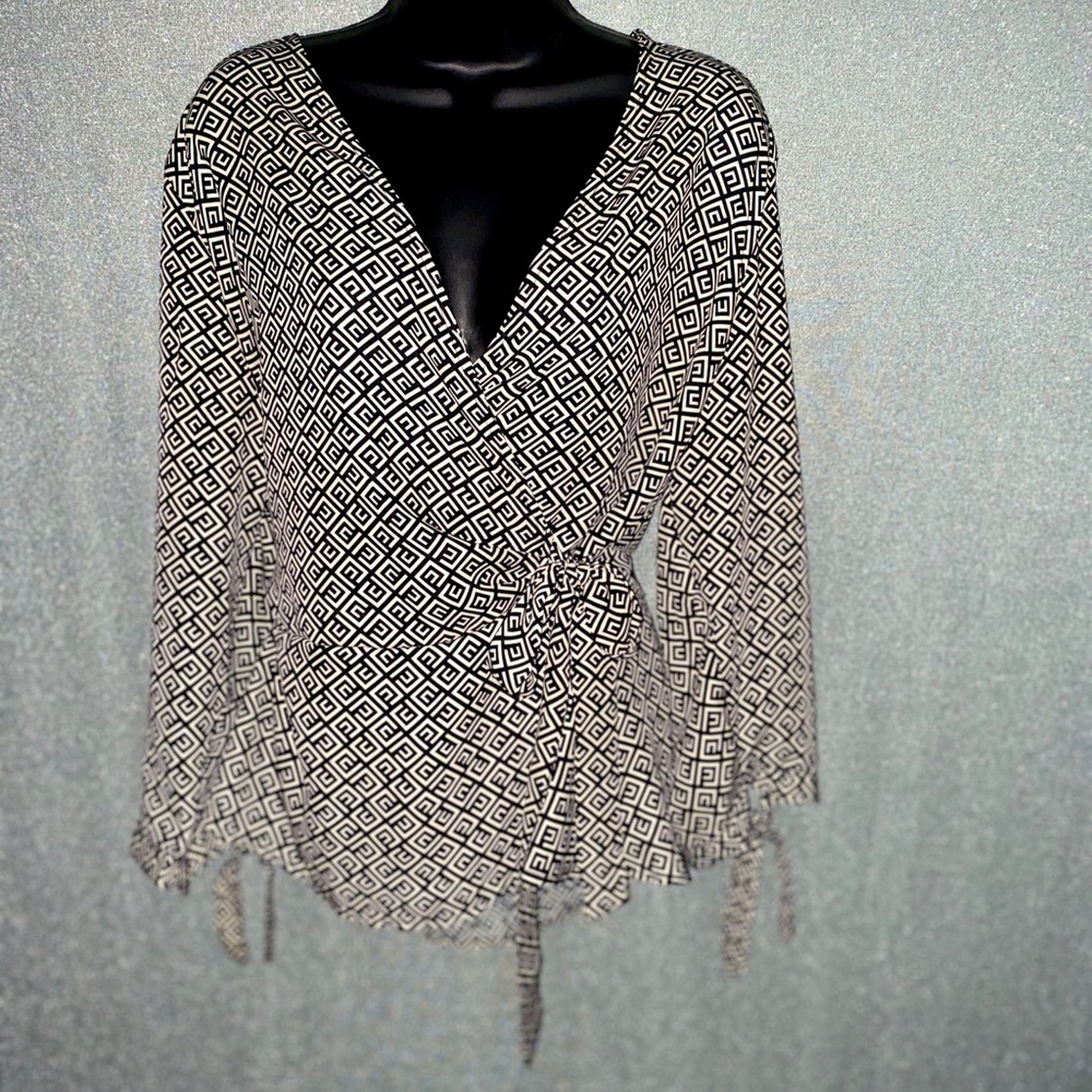 Patterned blouse